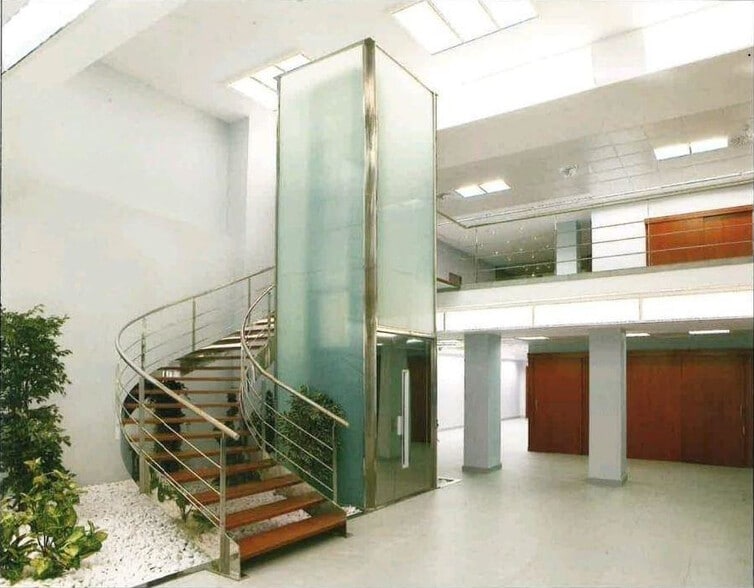 View Photo