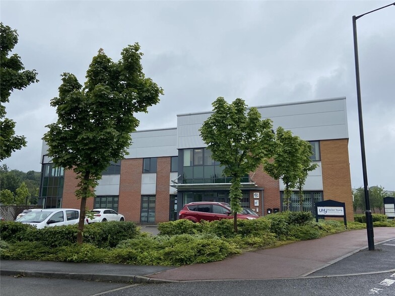 Broadfield Ct, Sheffield to rent - Building Photo - Image 1 of 1