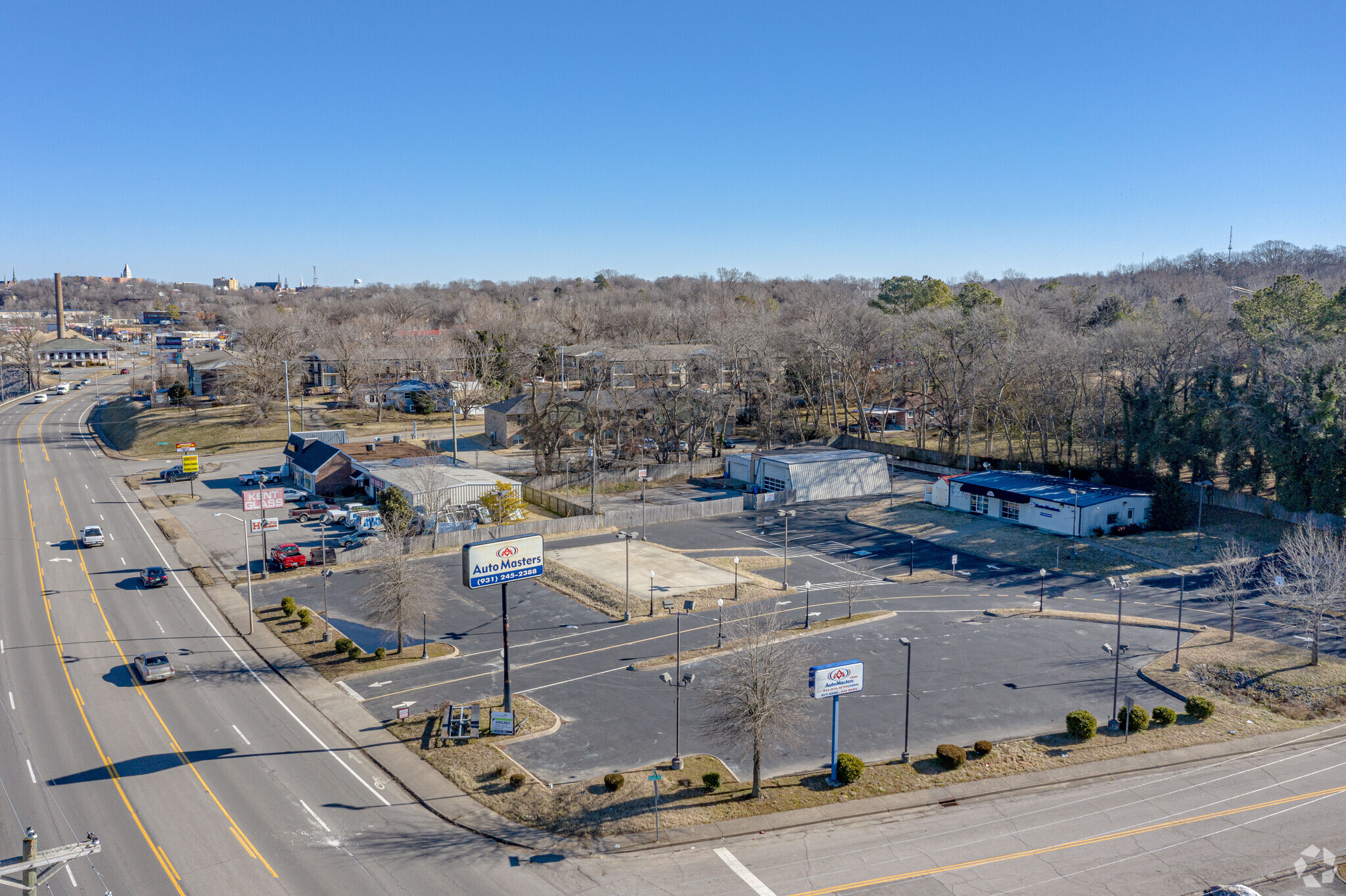 997 S Riverside Dr, Clarksville, TN for rent Building Photo- Image 1 of 10