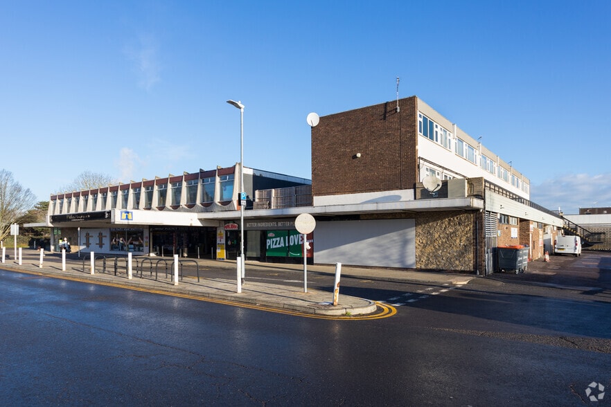 Castle Rd, Maidstone for sale - Building Photo - Image 1 of 1