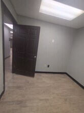 2523 Roosevelt Hwy, College Park, GA to rent Building Photo- Image 1 of 3