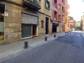 Retail in Barcelona, Barcelona to rent Building Photo- Image 1 of 8