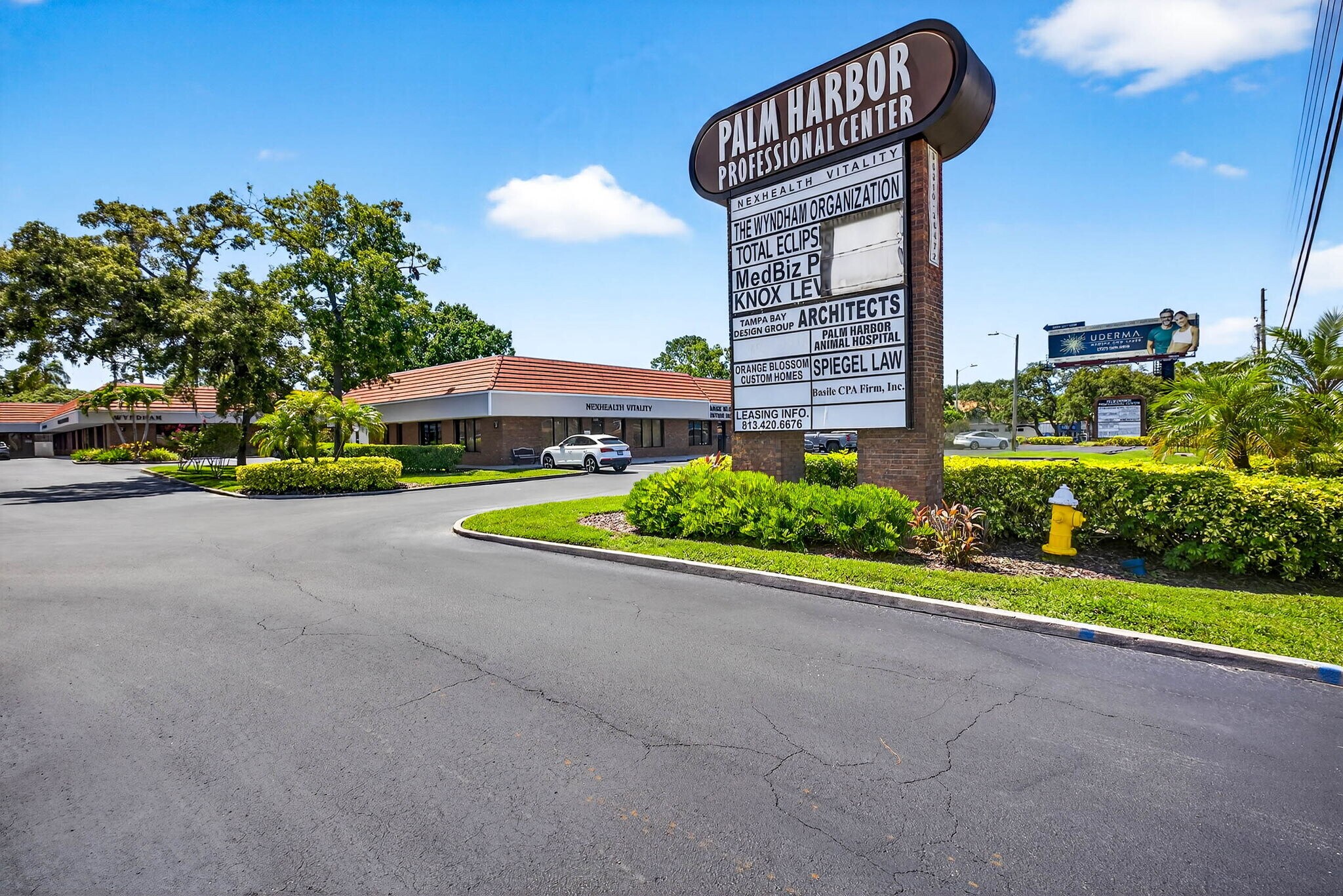 36310-36472 Us Hwy 19 N, Palm Harbor, FL to rent Building Photo- Image 1 of 25