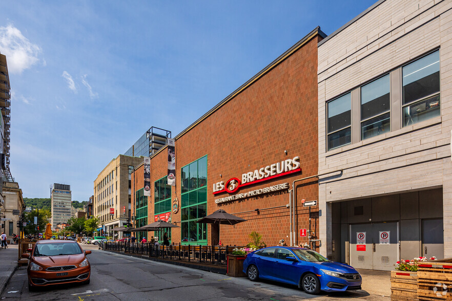 1344-1356 Rue Sainte-Catherine O, Montréal, QC for rent - Building Photo - Image 3 of 3