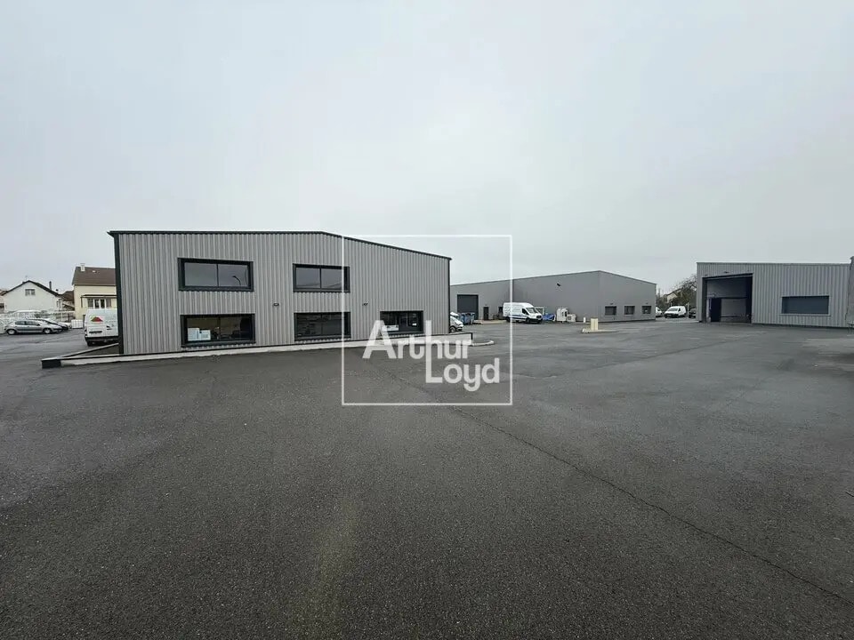 Vente Local d'activités 1 331 m² - Photo 1