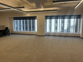 190 S La Salle St, Chicago, IL to rent Building Photo- Image 2 of 4