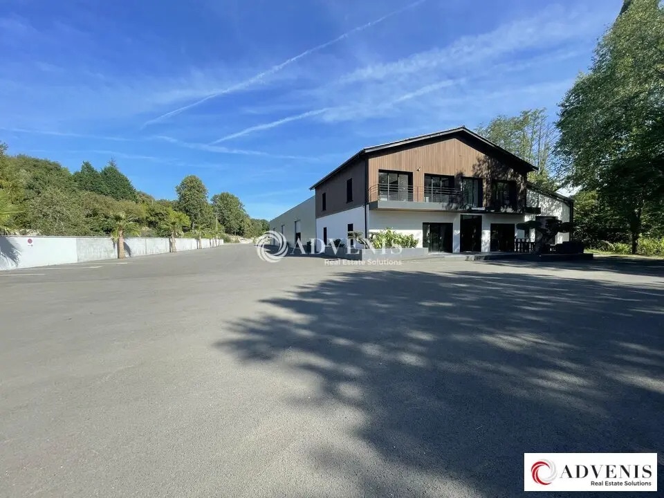 Vente Local d'activités 1 130 m² - Photo 1