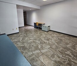 1700 E Fort Lowell Rd, Tucson, AZ for rent Lobby- Image 2 of 4