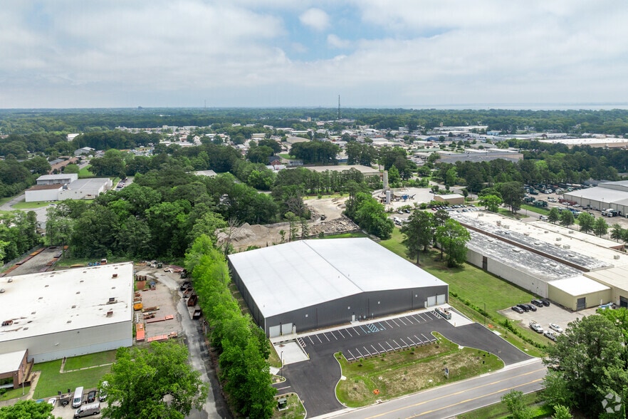 324 E St, Hampton, VA to rent - Building Photo - Image 1 of 16