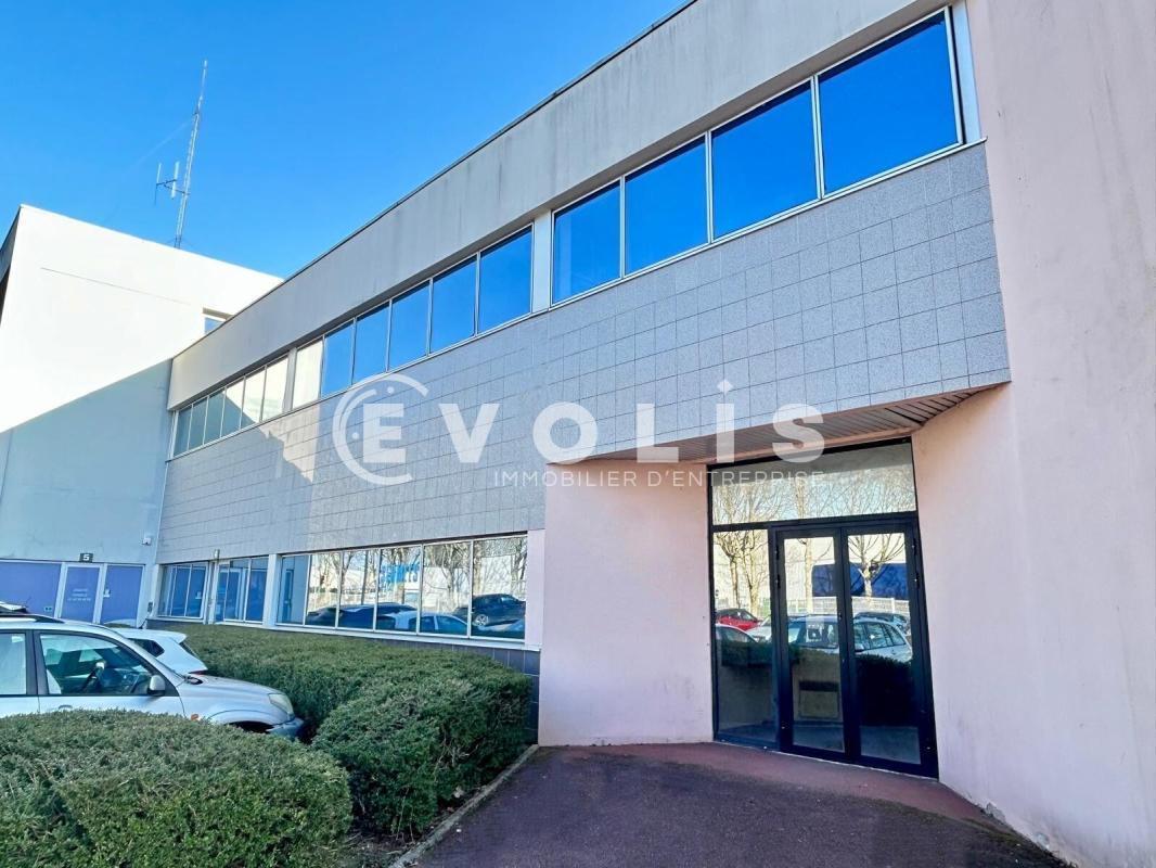 Office in Grigny for sale Building Photo- Image 1 of 7