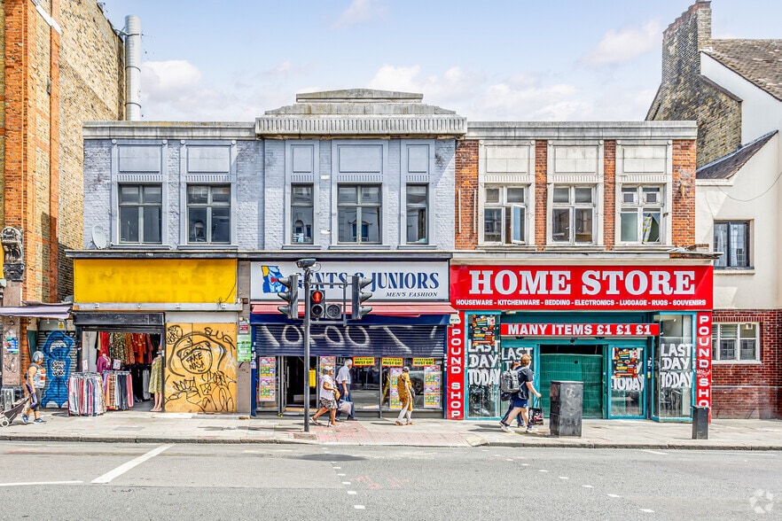 172-176 Kilburn High Rd, London to rent - Building Photo - Image 1 of 2