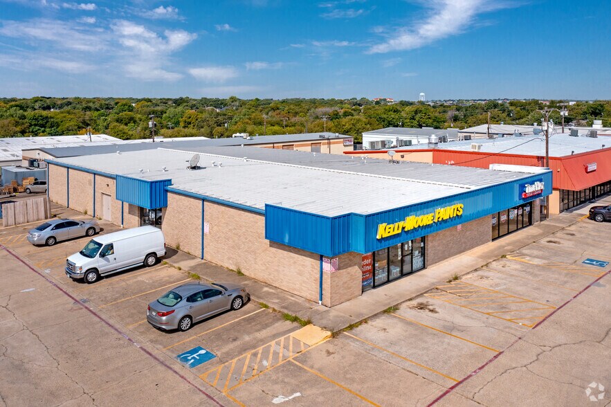 825 N Belt Line Rd, Irving, TX to rent - Building Photo - Image 2 of 6