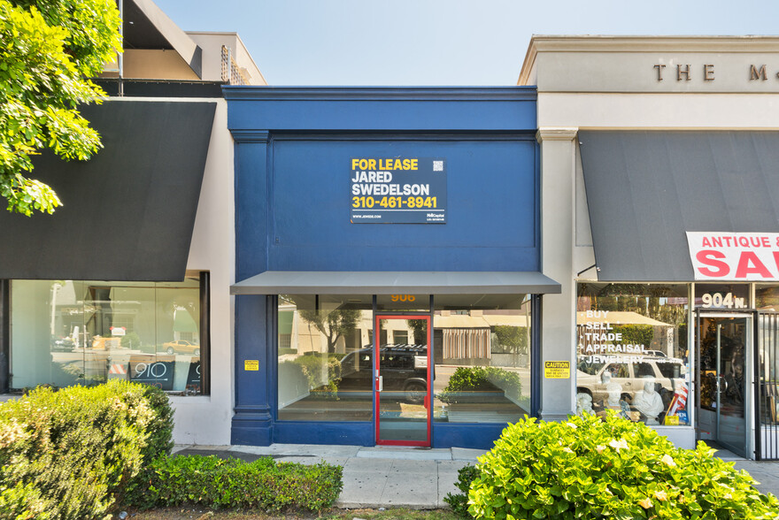 900-902 N La Cienega Blvd, Los Angeles, CA for rent - Building Photo - Image 3 of 6