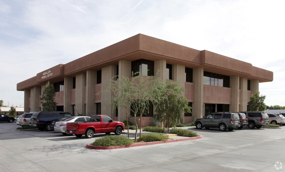 81767 Doctor Carreon Blvd, Indio 92201 UK