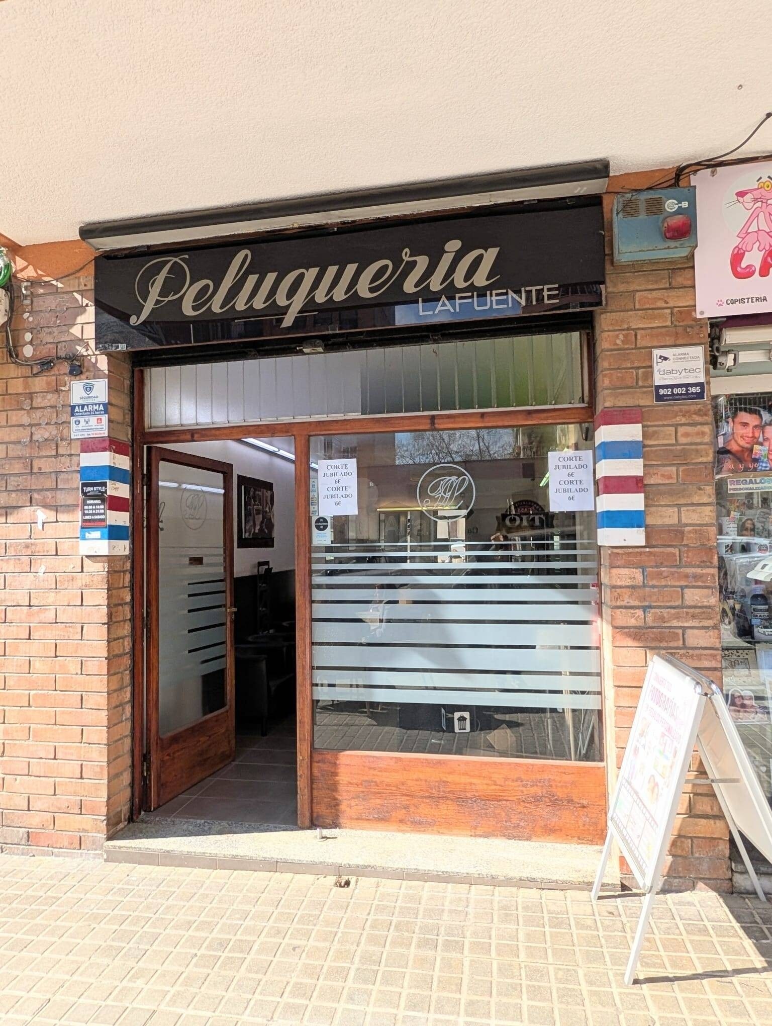 Retail in Badalona, Barcelona to rent Building Photo- Image 1 of 8