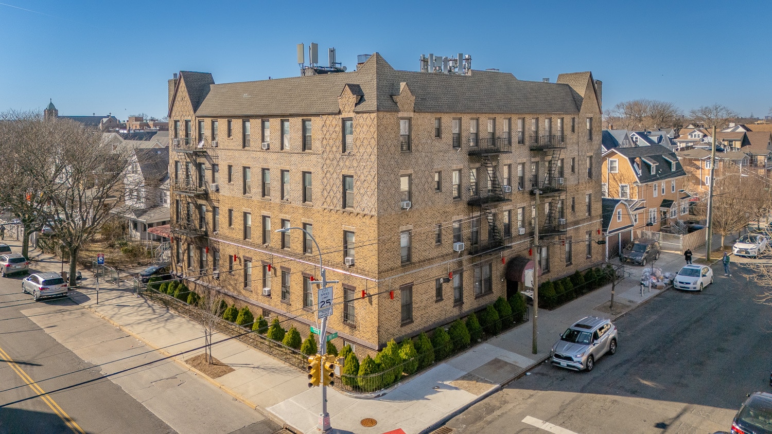 118-16 91st Ave, Richmond Hill, NY for sale Building Photo- Image 1 of 43