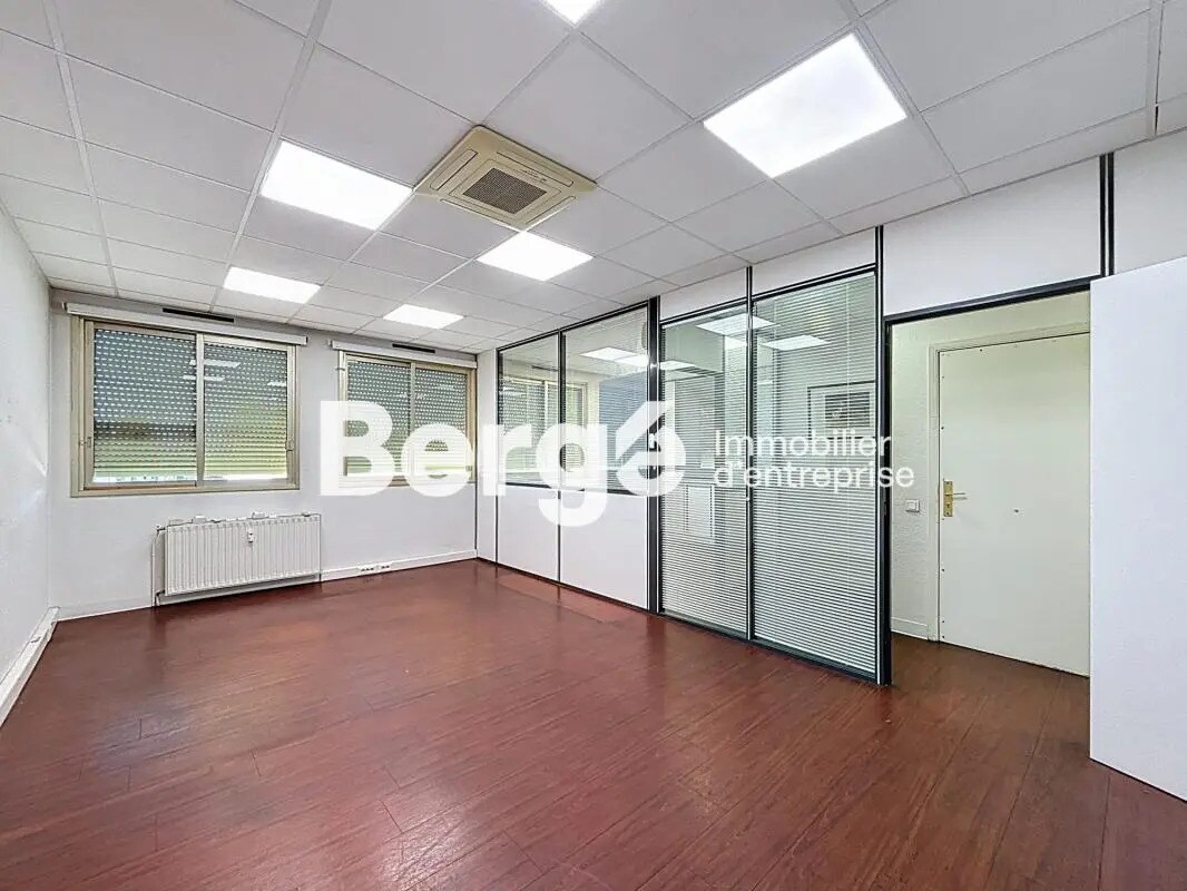 Office in Cagnes-sur-Mer for sale Interior Photo- Image 1 of 11