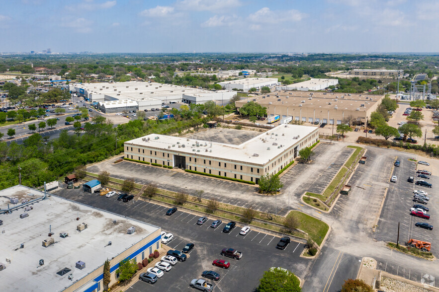 1300 E Anderson Ln, Austin, TX for rent - Aerial - Image 3 of 5