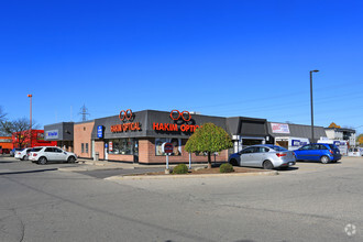 600 Fairway Rd W, Kitchener, ON for rent Primary Photo- Image 1 of 5