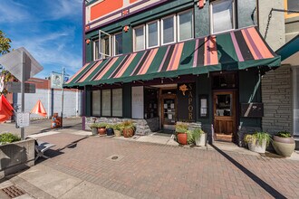 117 E 1st St, Port Angeles, WA for rent Building Photo- Image 1 of 11