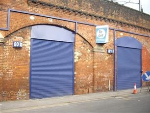 Railway St, Leeds to rent - Building Photo - Image 2 of 2