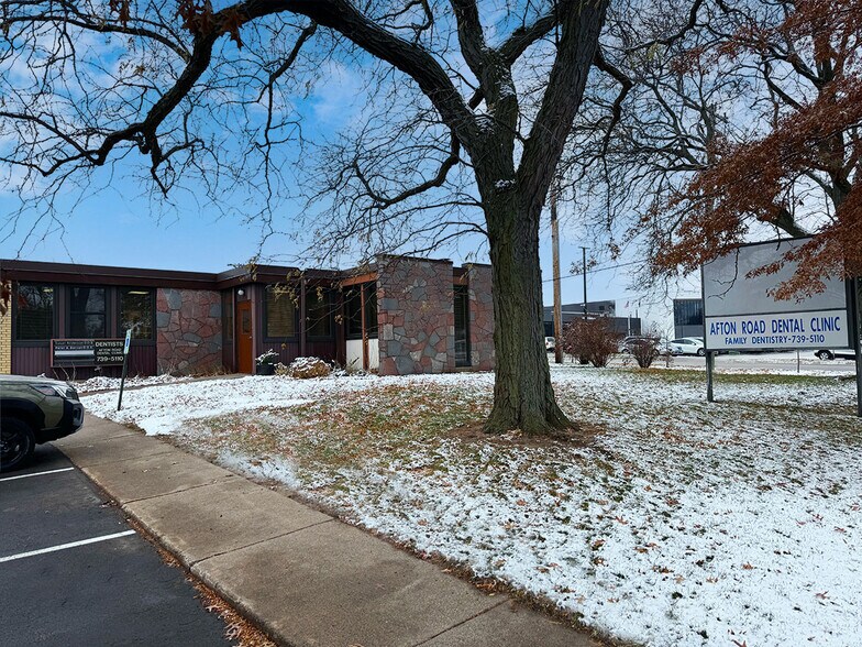 2716 Upper Afton Rd, Maplewood 55119 Office for Rent UK