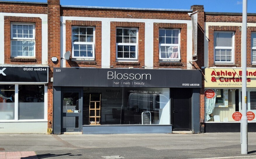 323 Wimborne Rd, Poole for sale Primary Photo- Image 1 of 1