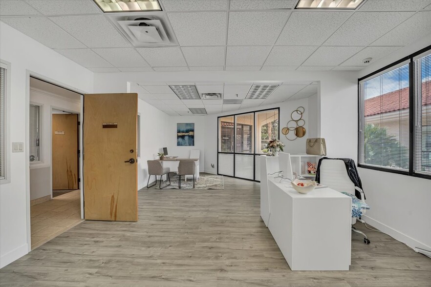 6540 S Pecos Rd, Las Vegas, NV to rent - Interior Photo - Image 3 of 20