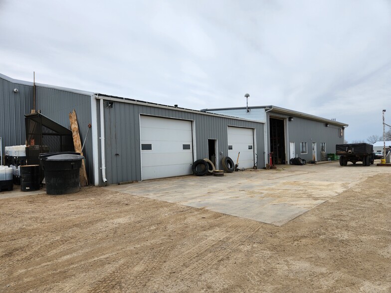 23 Highway 323, Ekalaka, MT for sale - Building Photo - Image 1 of 39