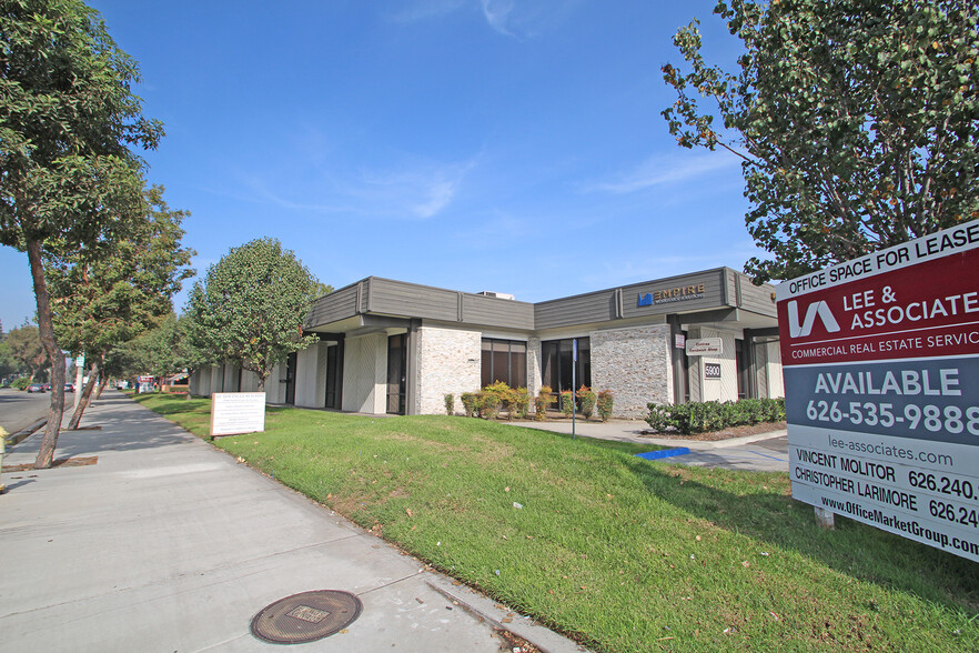 5900 S Eastern Ave, Commerce, CA for rent - Building Photo - Image 3 of 15