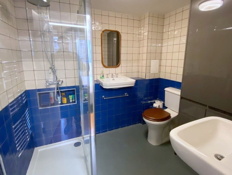 2-10 Hertford Rd, London to rent - Interior Photo - Image 3 of 77