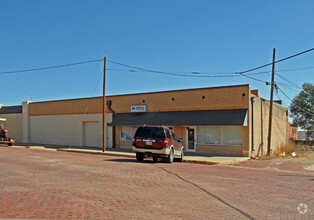 207 S Berkshire Ave, Crosbyton, TX for sale Primary Photo- Image 1 of 1