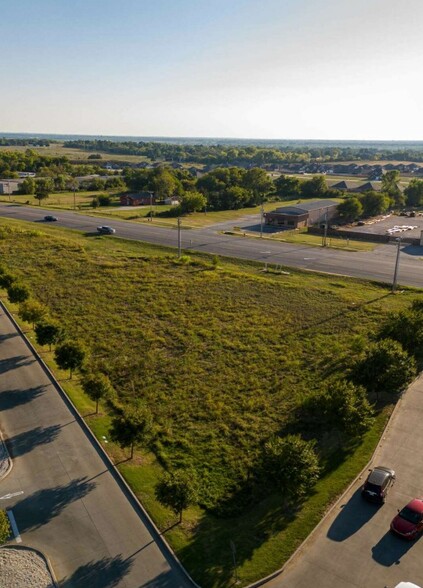 3743 Classen Blvd, Norman, OK for sale - Primary Photo - Image 1 of 1