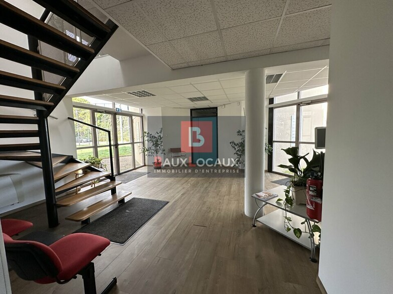 Office in Avignon for sale - Interior Photo - Image 2 of 8