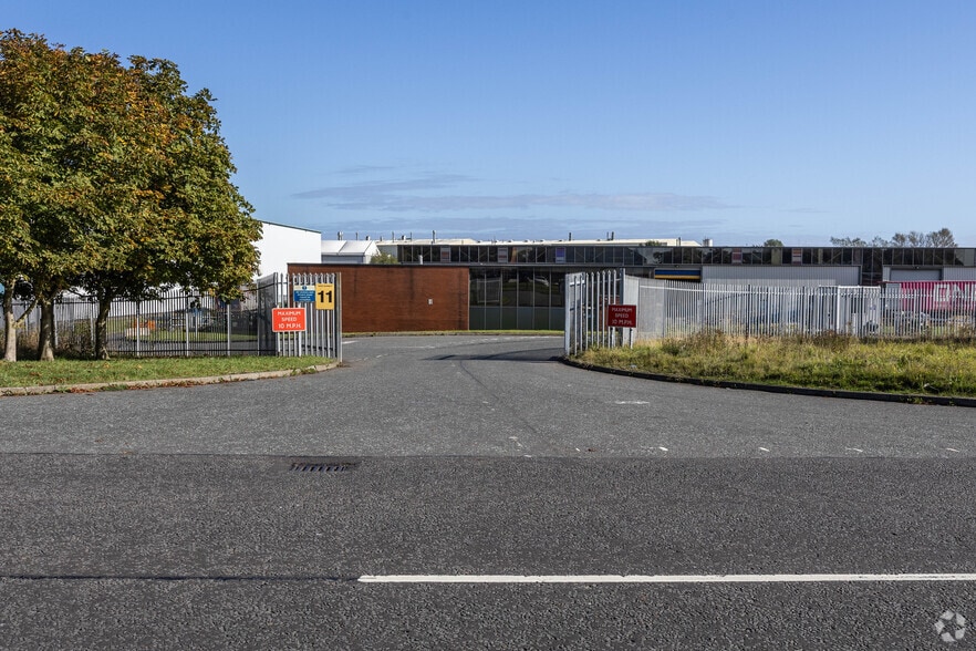 2 Cook Way, Peterlee for sale - Primary Photo - Image 1 of 1