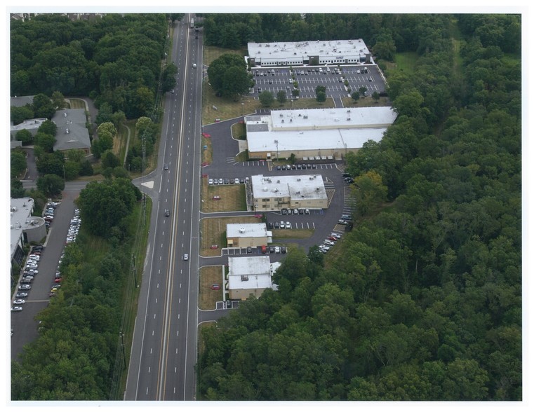 4250 US Highway 1, Monmouth Junction, NJ for rent - Aerial - Image 3 of 8