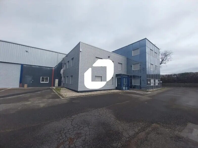 Light Industrial in LES ECHETS to rent - Building Photo - Image 3 of 13