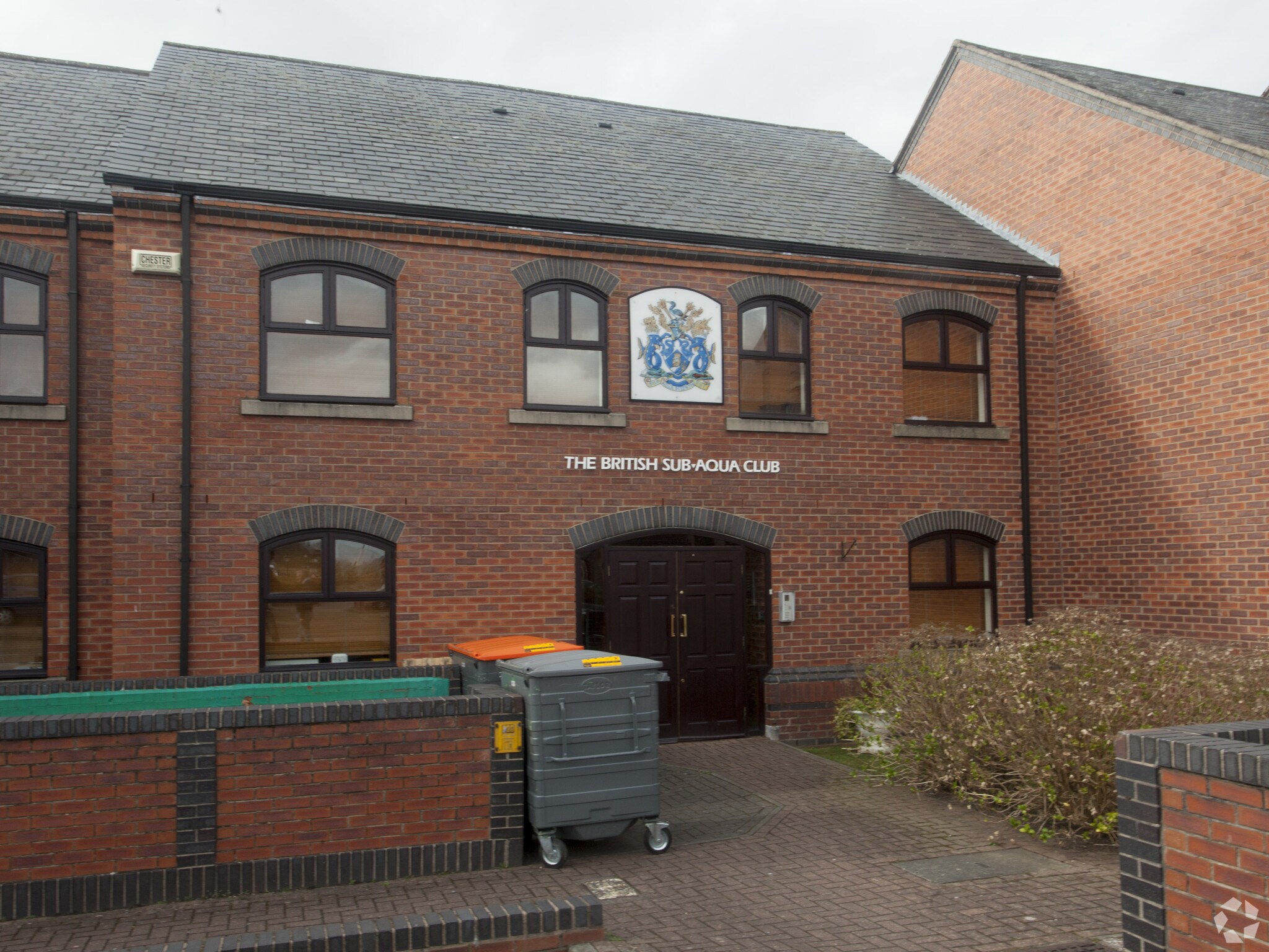 43-51 Telfords Quay, Ellesmere Port for sale Primary Photo- Image 1 of 1