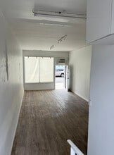 5990 1/2 W Pico Blvd, Los Angeles, CA to rent Interior Photo- Image 1 of 2