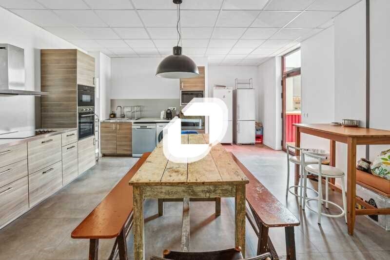 Light Industrial in Tremblay-en-France for sale - Interior Photo - Image 3 of 16