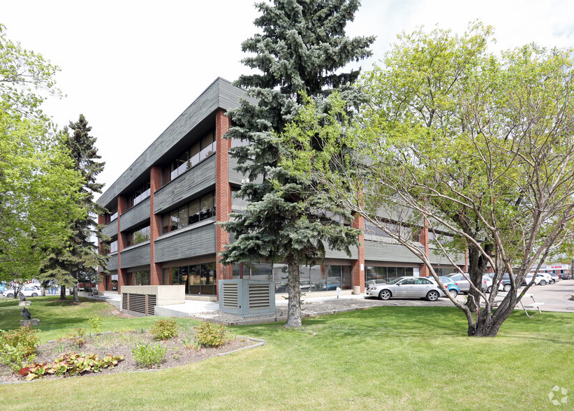 4209 99th St NW, Edmonton, AB for rent - Building Photo - Image 2 of 3