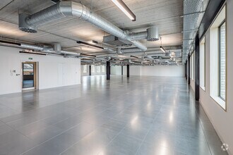 10 White Lion St, London to rent Interior Photo- Image 1 of 3