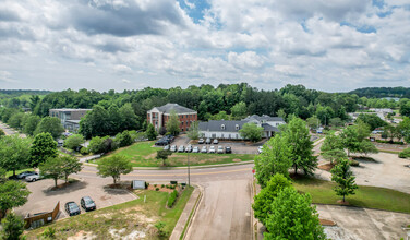 Lot 7 Professional Dr., Oxford, MS for sale Primary Photo- Image 1 of 1