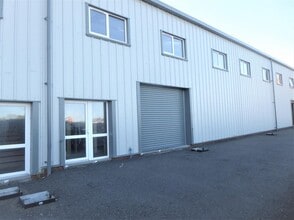 16-22 Honeywood Pky, Dover to rent Building Photo- Image 1 of 3