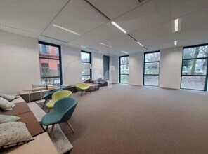 Office in Chevilly-Larue to rent Interior Photo- Image 1 of 3