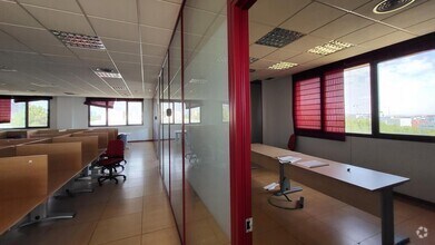 Office in Madrid, Madrid to rent Interior Photo- Image 2 of 15