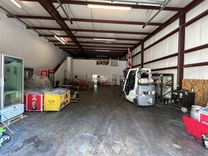 131 Elliana Way, Summerville, SC to rent Interior Photo- Image 2 of 11