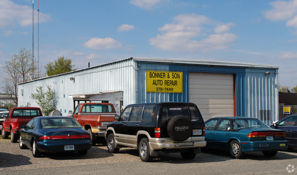 621-631 Research Rd, Richmond, VA for sale - Building Photo - Image 3 of 4