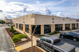 3680 Industrial Blvd, West Sacramento, CA for rent Primary Photo- Image 1 of 5