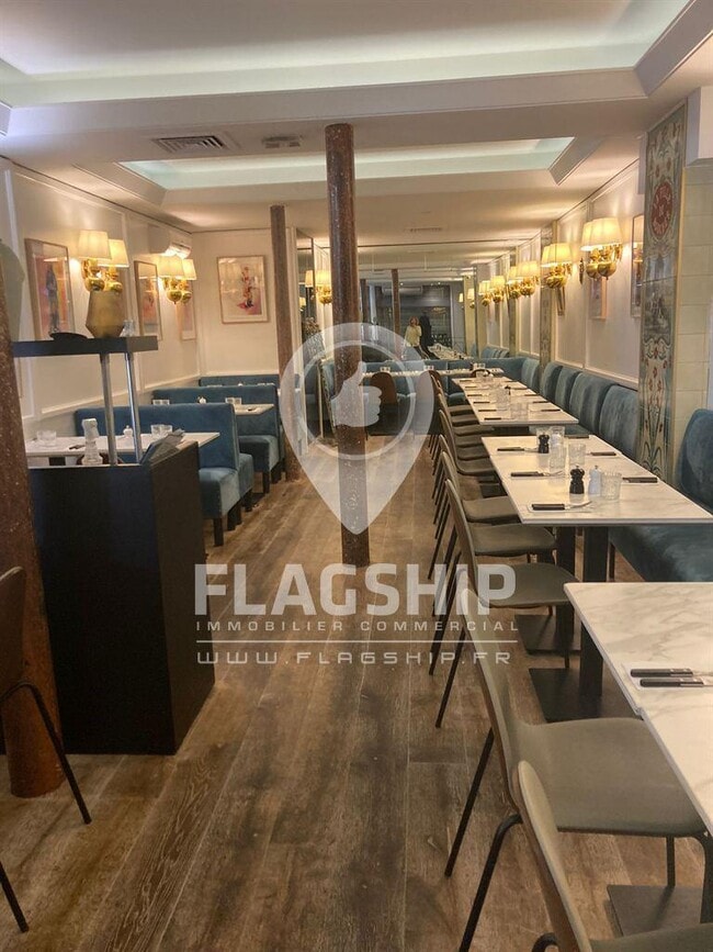 Location Commerce 148 m²